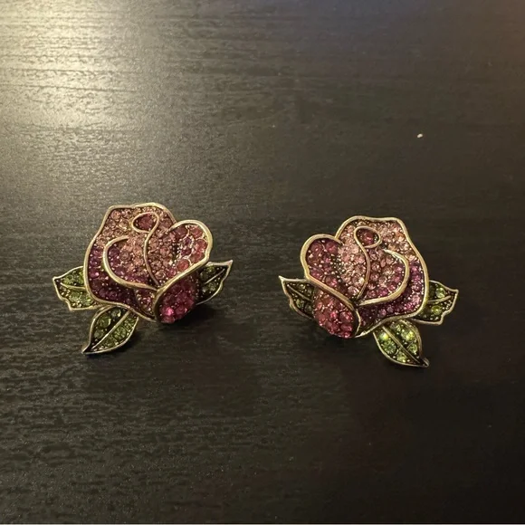✨2 for $30✨ Fairycore Rose Pavé Earrings (Gold Tone) - Picture 6 of 7